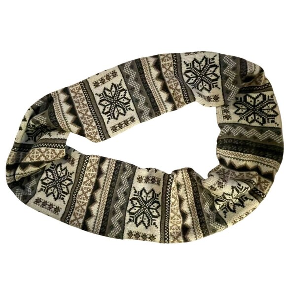 Muk Luks Acrylic Knit Winter Set - Scarf Beanie & Mittens Nordic Snowflake Patte - Picture 5 of 5